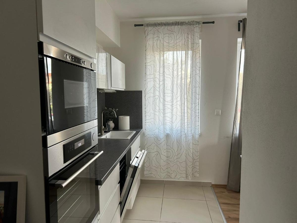 Apartman "Dunaj" Private Parking - Klimatizacia Šamorín Exterior foto